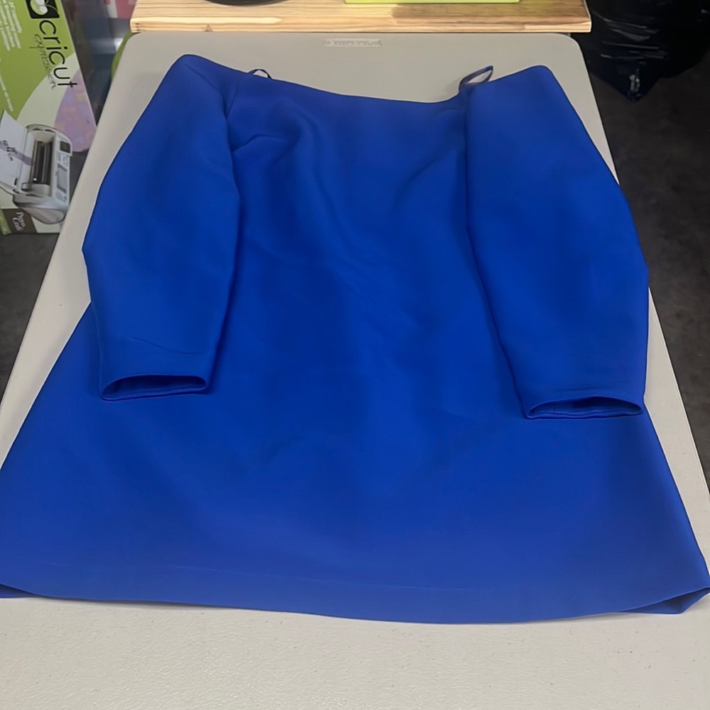 Beautiful BCBGMAXAZRIA Bright Blue Dress